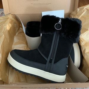 Koolaburra by Ugg Tynlee suede & faux fur boots